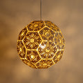 Helios, suspension en bois allumée, vue de face